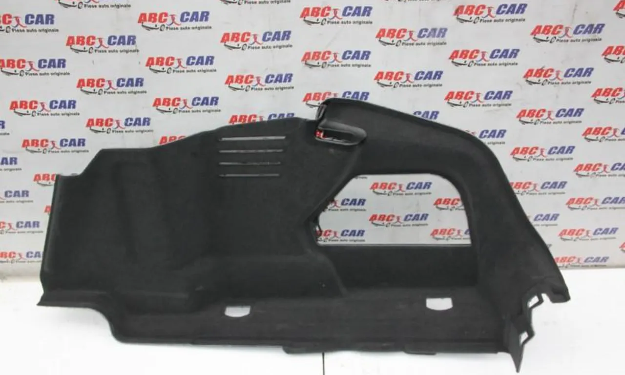 Tapiterie dreapta portbagaj AUDI A8 D4 2009-2019
