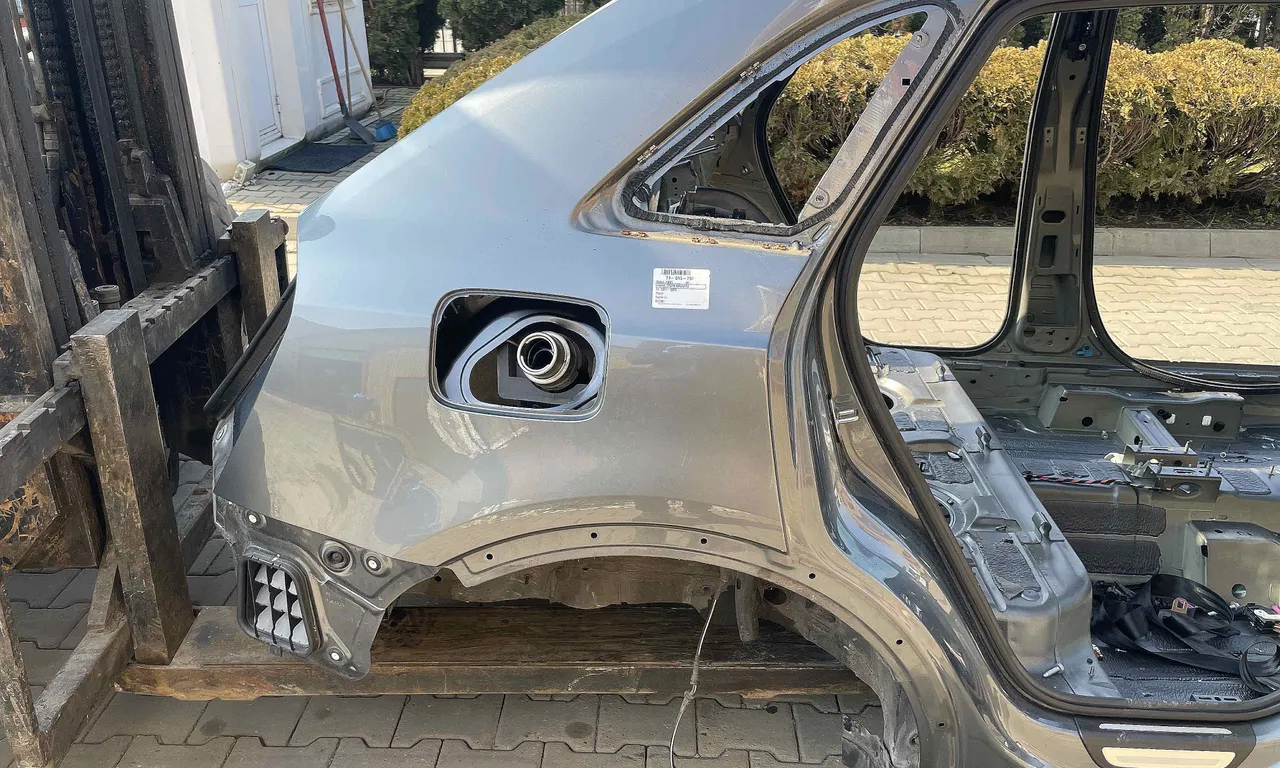 ARIPA SPATE DREAPTA AUDI Q3 2011-2020