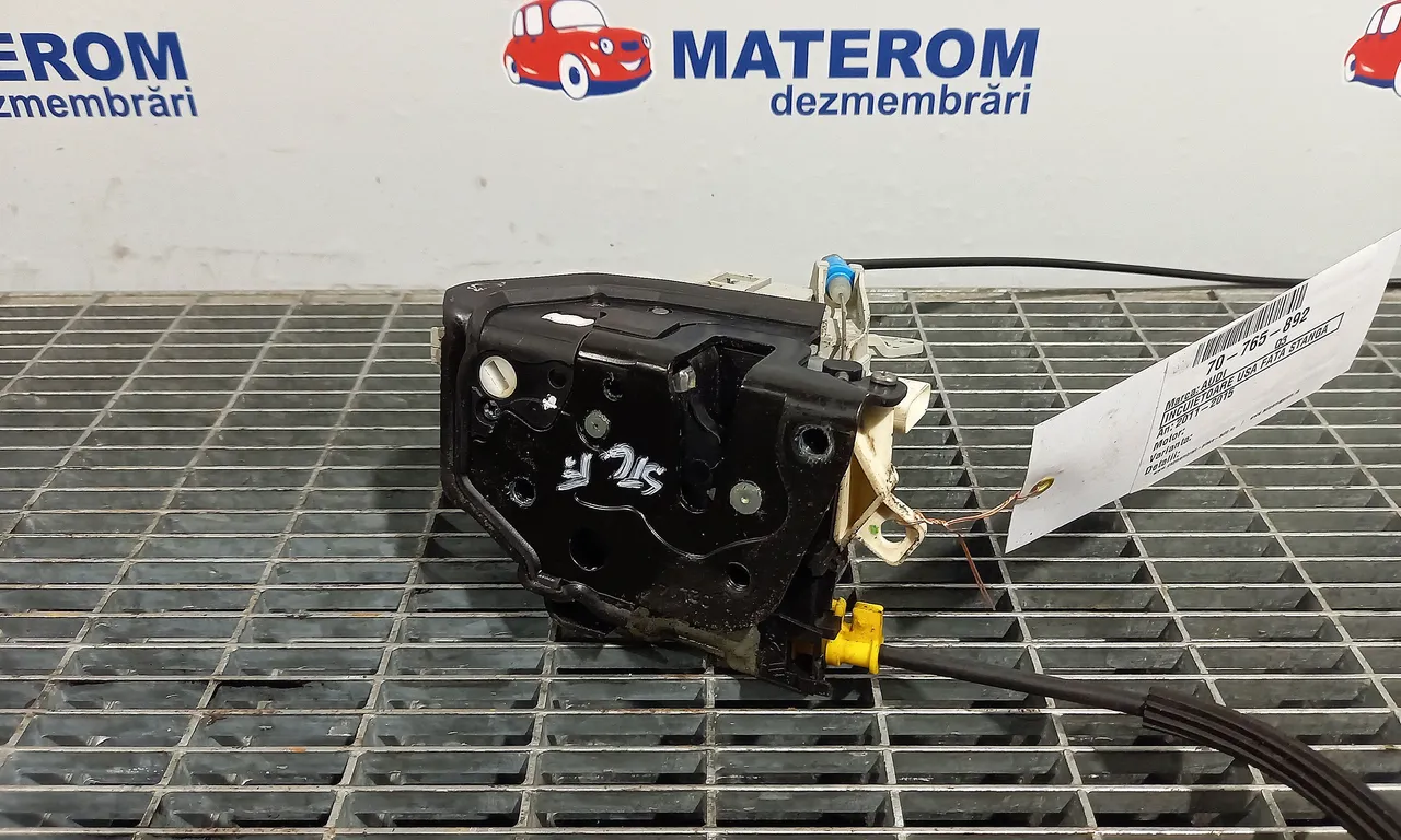INCUIETOARE USA FATA STANGA AUDI Q3 2011-2020
