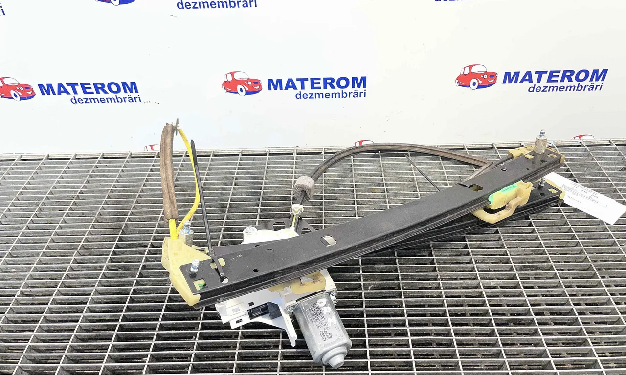 MACARA USA FATA DREAPTA AUDI Q3 2011-2020