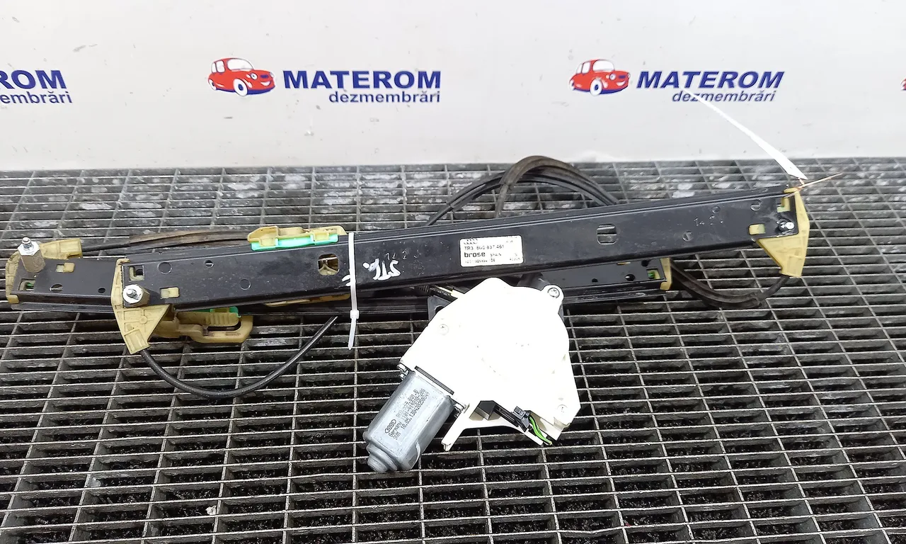 MACARA USA FATA STANGA AUDI Q3 2011-2020
