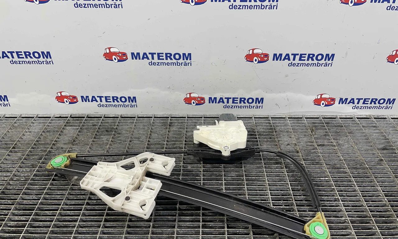 MACARA USA SPATE STANGA AUDI Q3 2011-2020