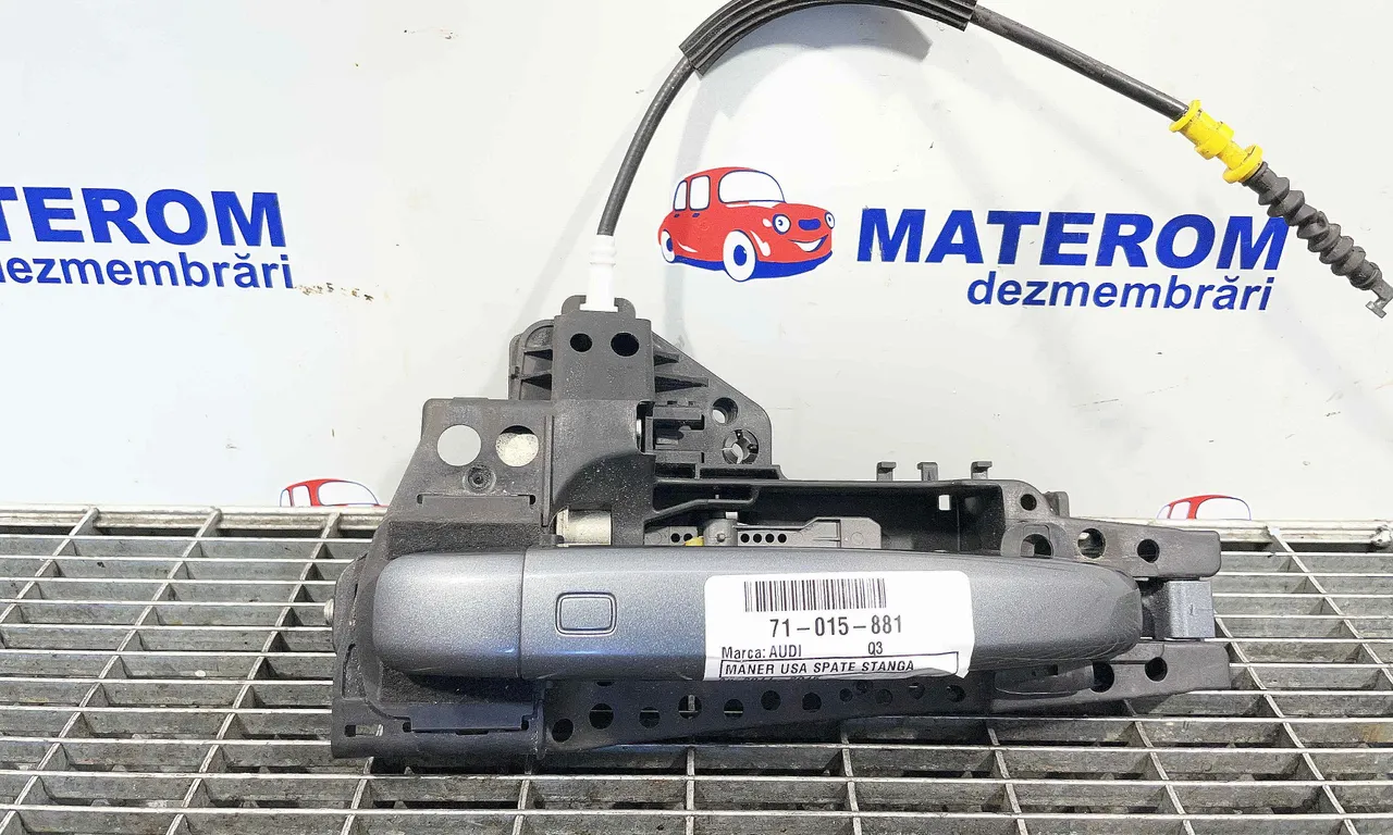 MANER USA SPATE STANGA AUDI Q3 2011-2020