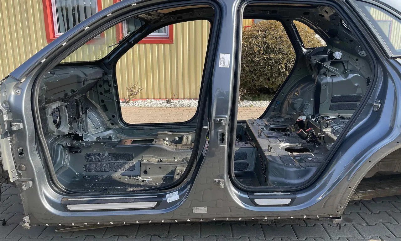 PRAG STANGA AUDI Q3 2011-2020