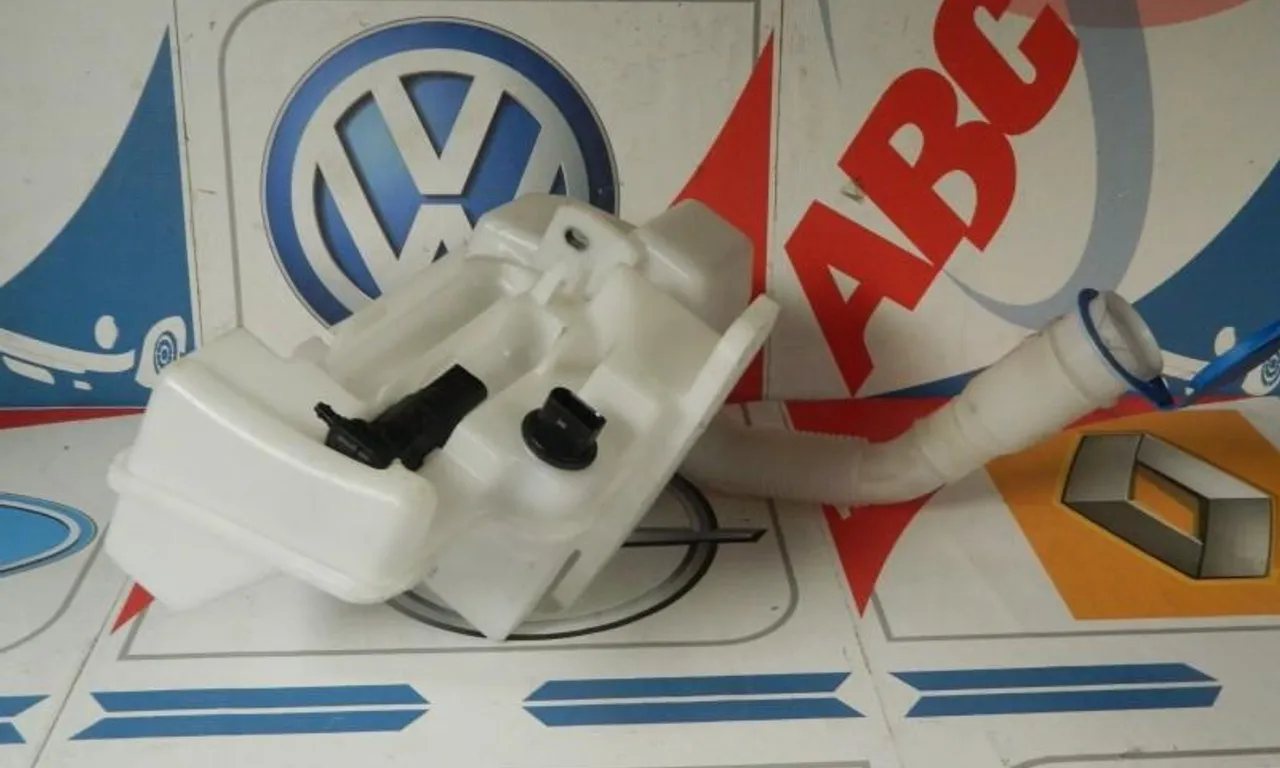 Vas spalator parbriz AUDI Q3 2011-2020