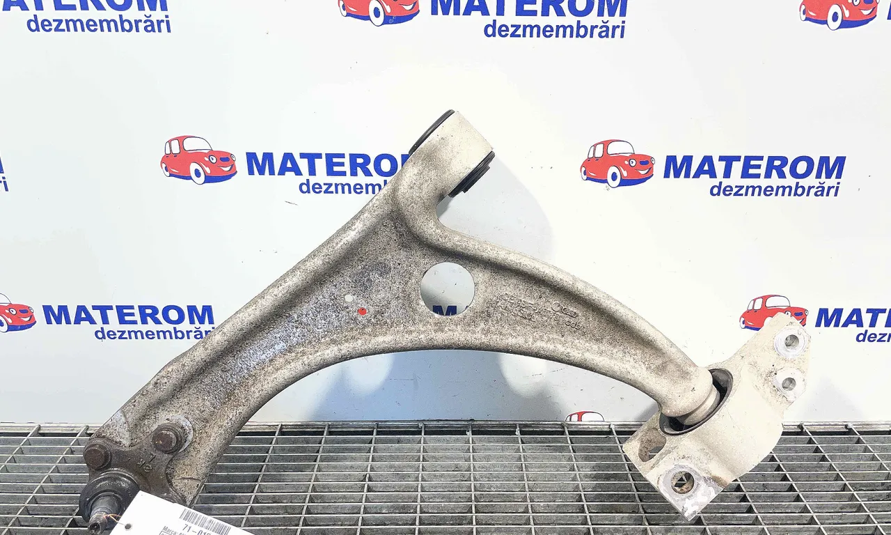BRAT FATA INFERIOR STANGA AUDI Q3 2011-2020