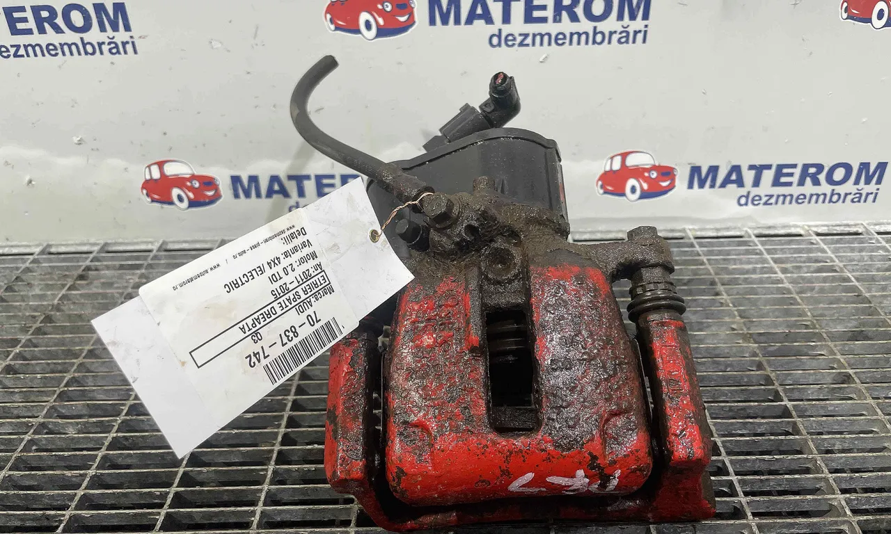ETRIER SPATE DREAPTA AUDI Q3 2011-2020
