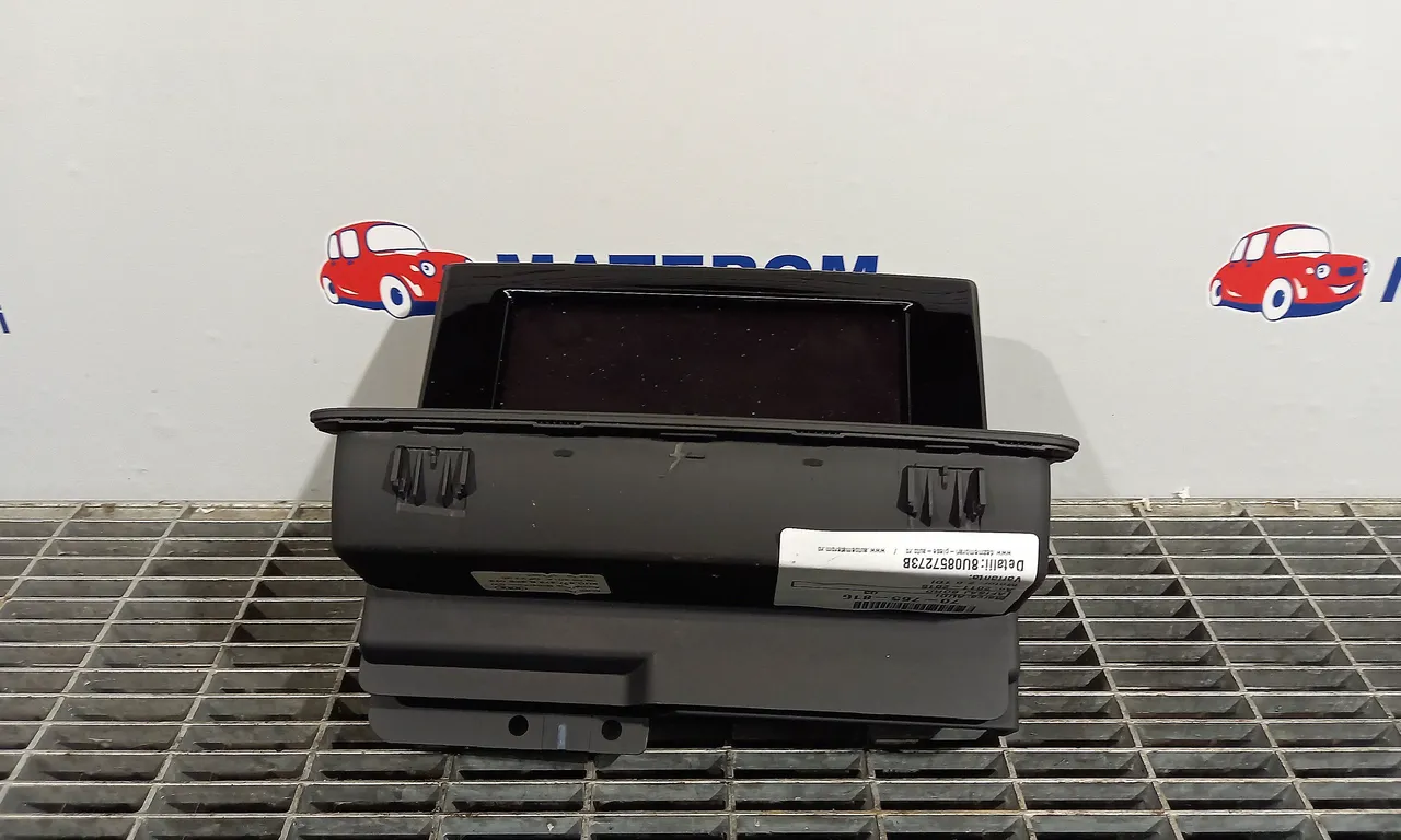 AFISAJ BORD AUDI Q3 2011-2020