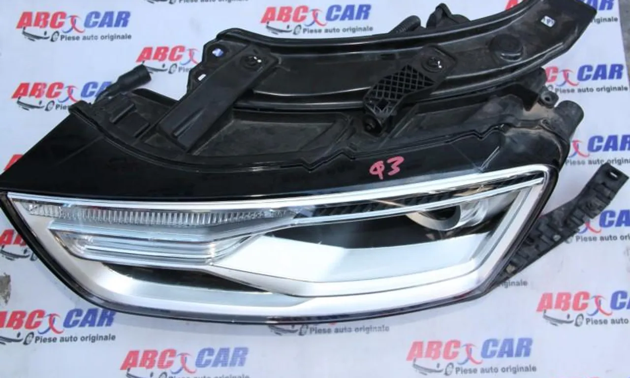 Far stanga bi-xenon LED AUDI Q3 2011-2020