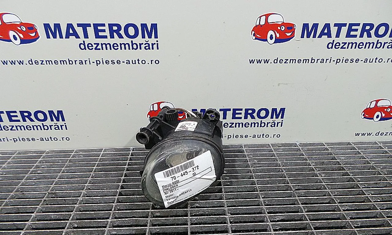 HALOGEN DREAPTA AUDI Q3 2011-2020