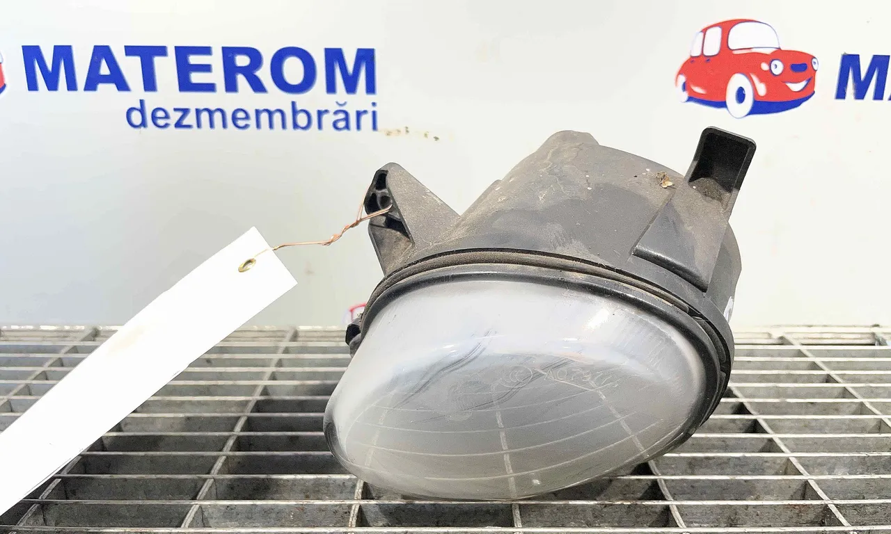 HALOGEN STANGA AUDI Q3 2011-2020