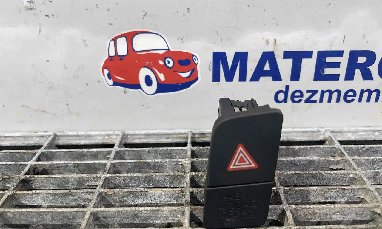 INTRERUPATOR AVARIE AUDI Q3 2011-2020
