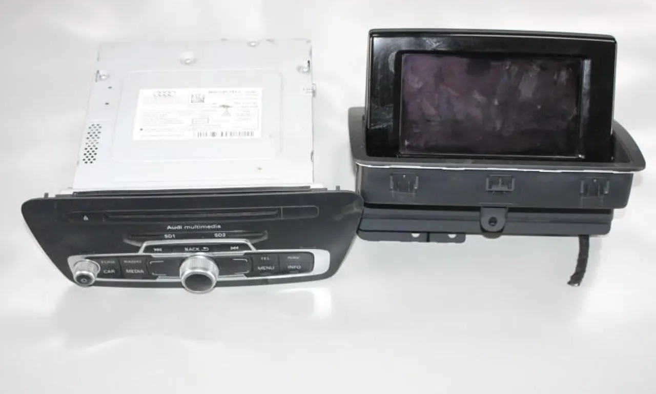 Navigatie/unitate multimedia AUDI Q3 2011-2020