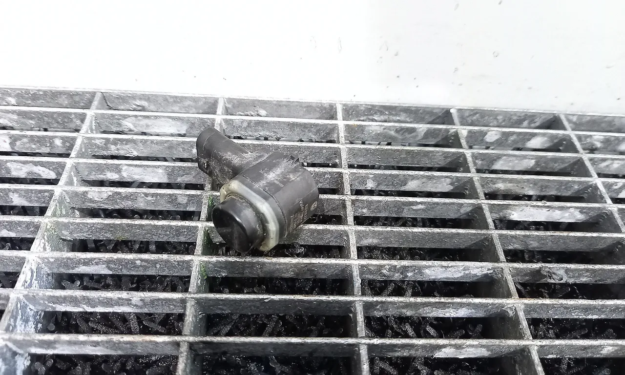 SENZOR PARCARE FATA AUDI Q3 2011-2020