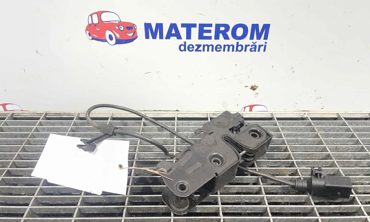 INCUIETOARE CAPOTA FATA AUDI Q5 2008-2019