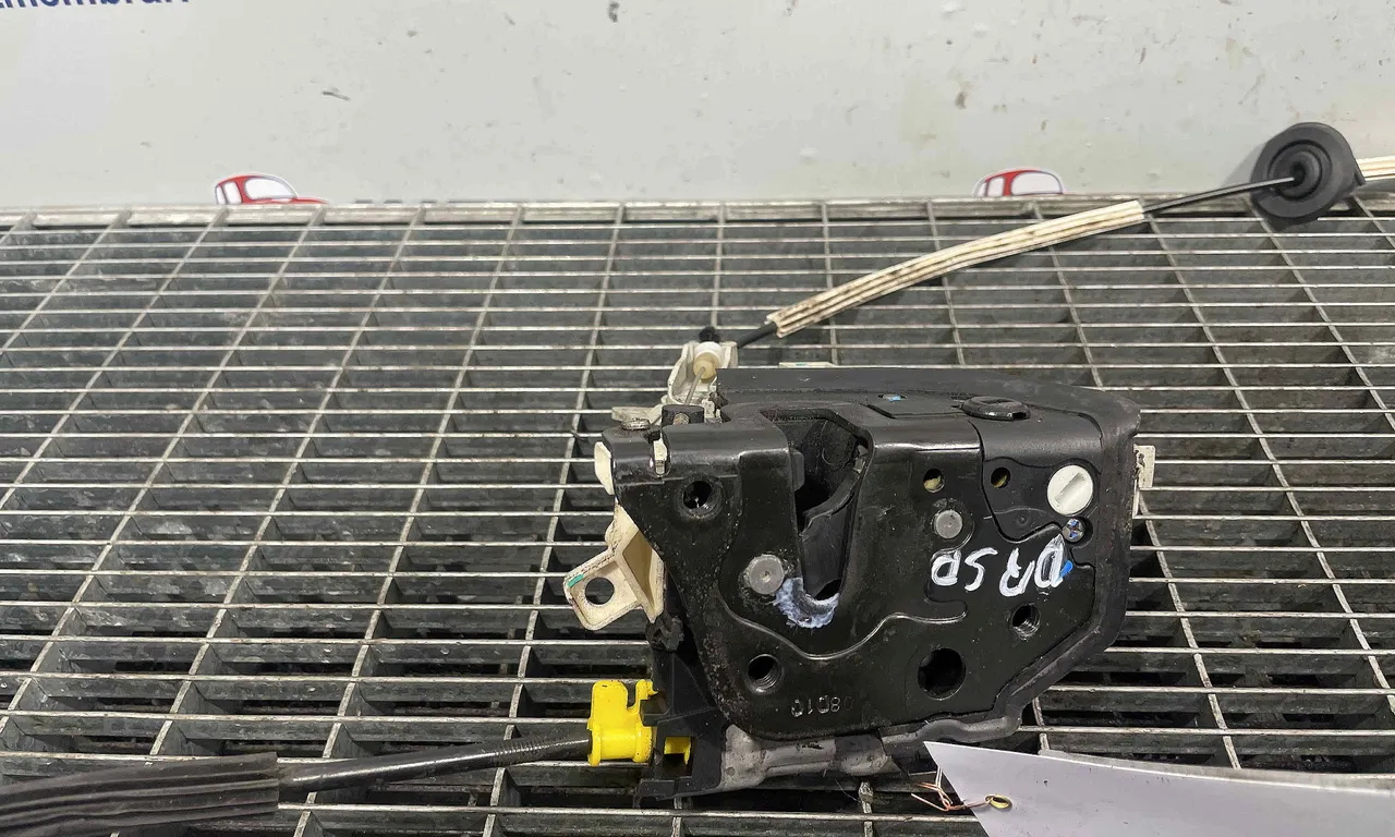 INCUIETOARE USA SPATE DREAPTA AUDI Q5 2008-2019