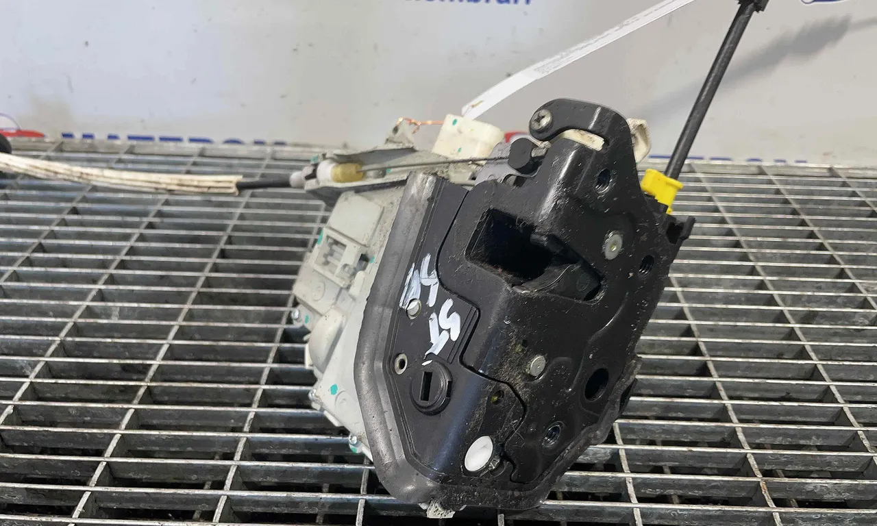 INCUIETOARE USA SPATE STANGA AUDI Q5 2008-2019