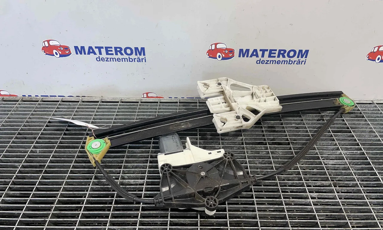 MACARA USA SPATE STANGA AUDI Q5 2008-2019
