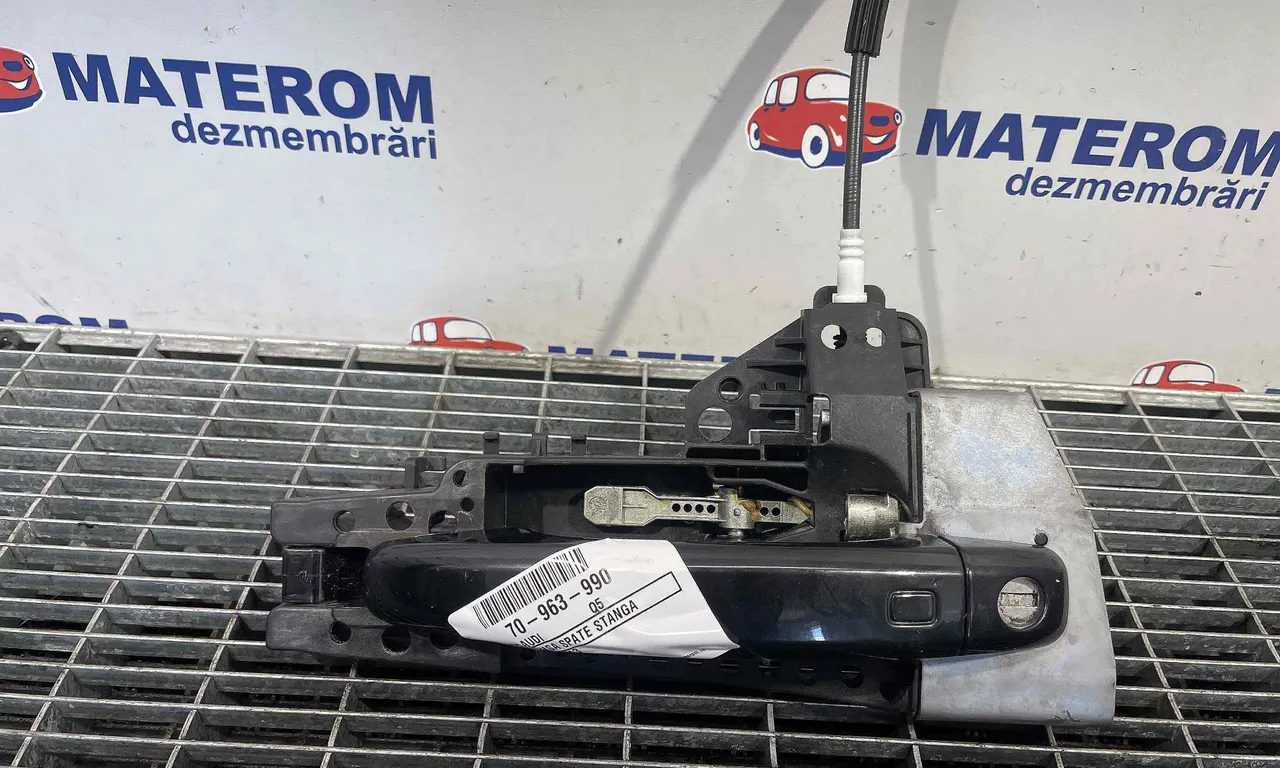 MANER USA SPATE STANGA AUDI Q5 2008-2019
