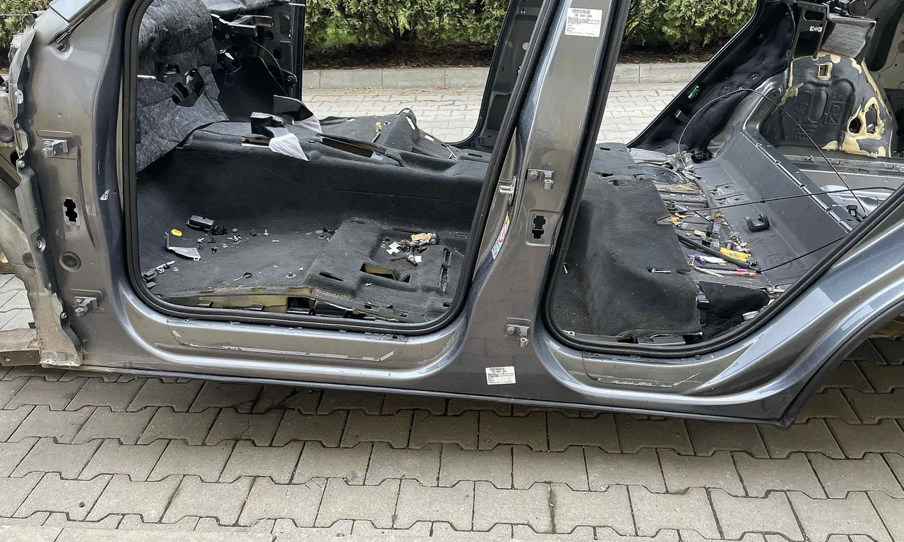 PRAG STANGA AUDI Q5 2008-2019