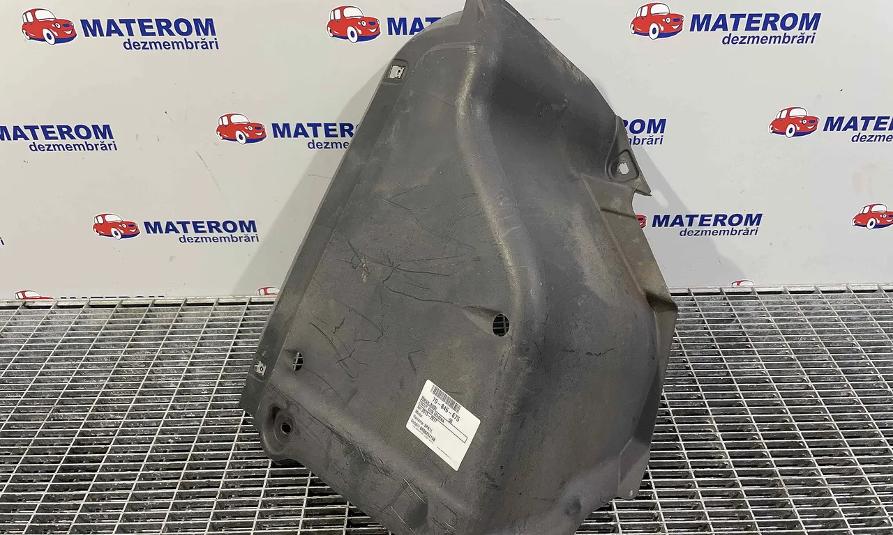 SCUT SUB MASINA AUDI Q5 2008-2019