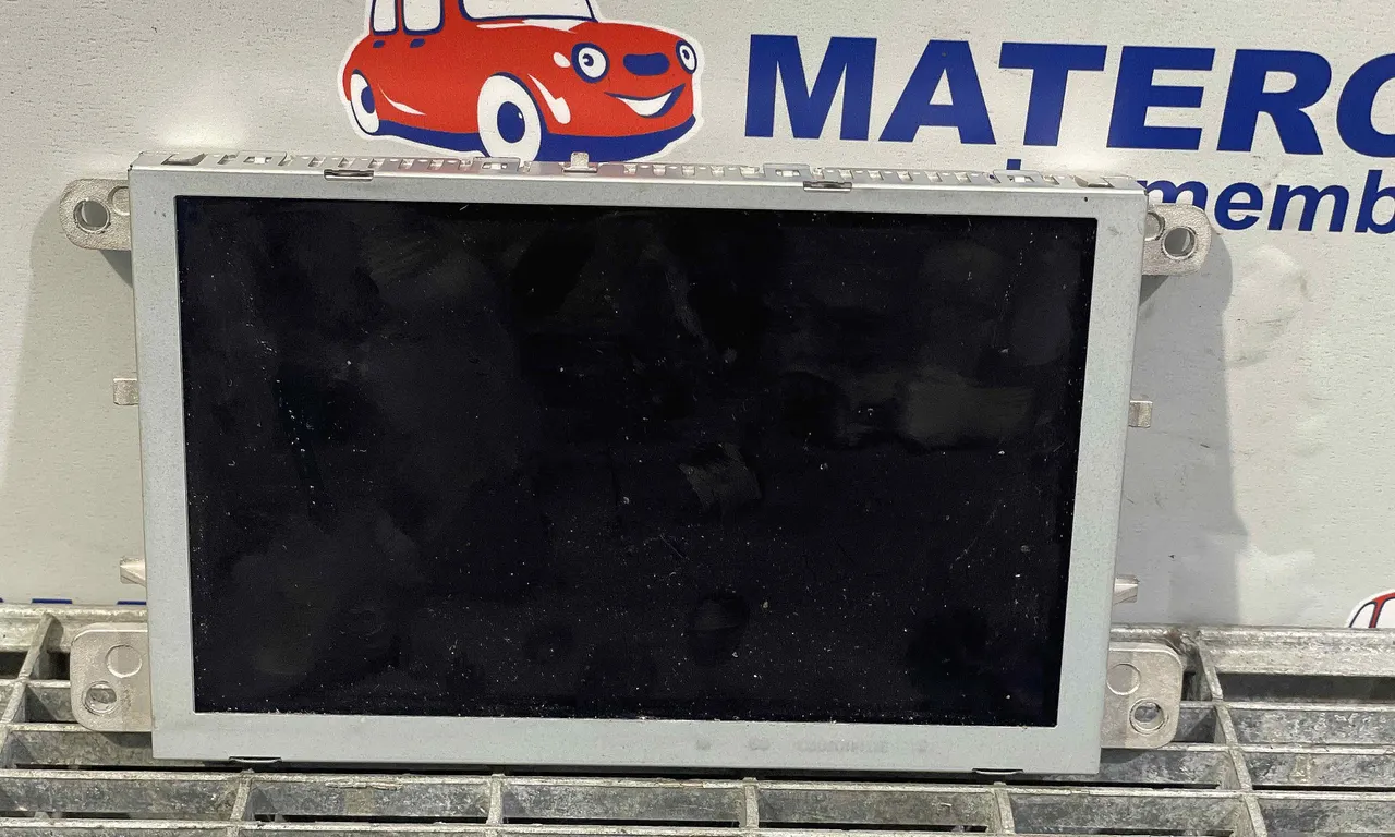 AFISAJ BORD AUDI Q5 2008-2019