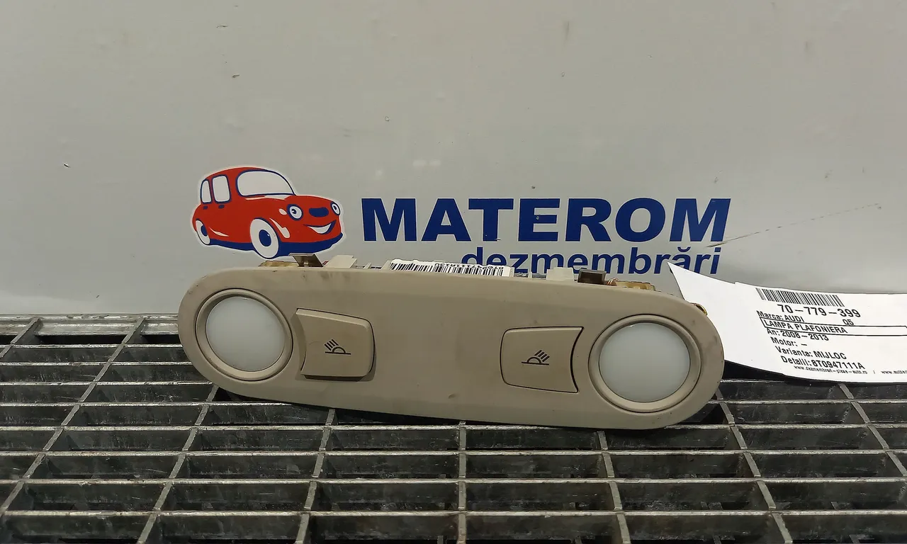 LAMPA PLAFONIERA AUDI Q5 2008-2019