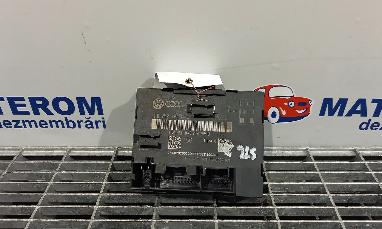 MODUL USA/STANGA SPATE AUDI Q5 2008-2019