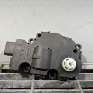MOTORAS CLAPETA INCALZIRE