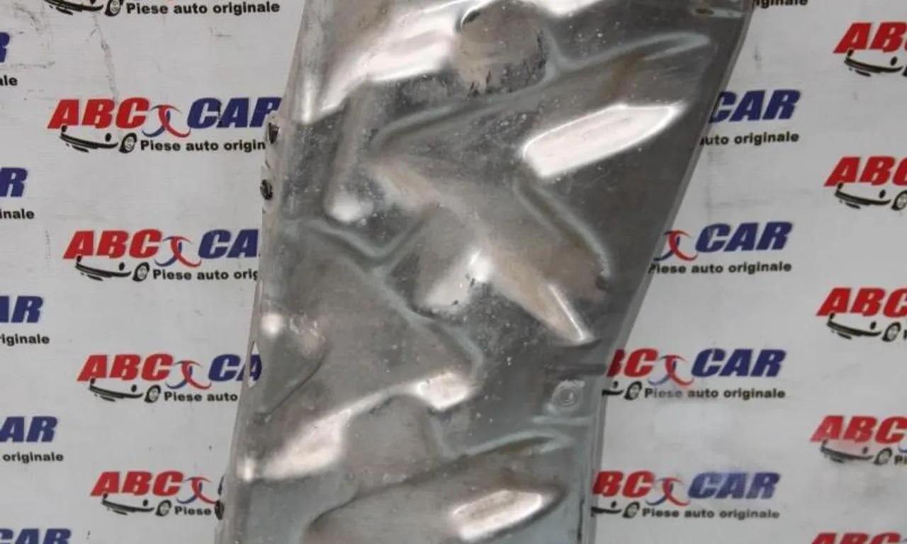 Ornament bara spate AUDI Q5 2016-null