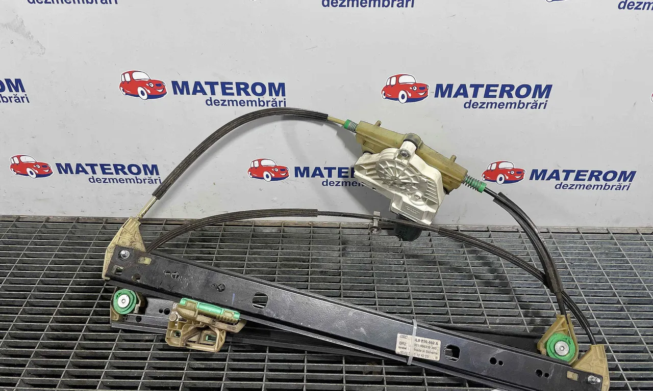 MACARA USA SPATE DREAPTA AUDI Q7 2006-2016