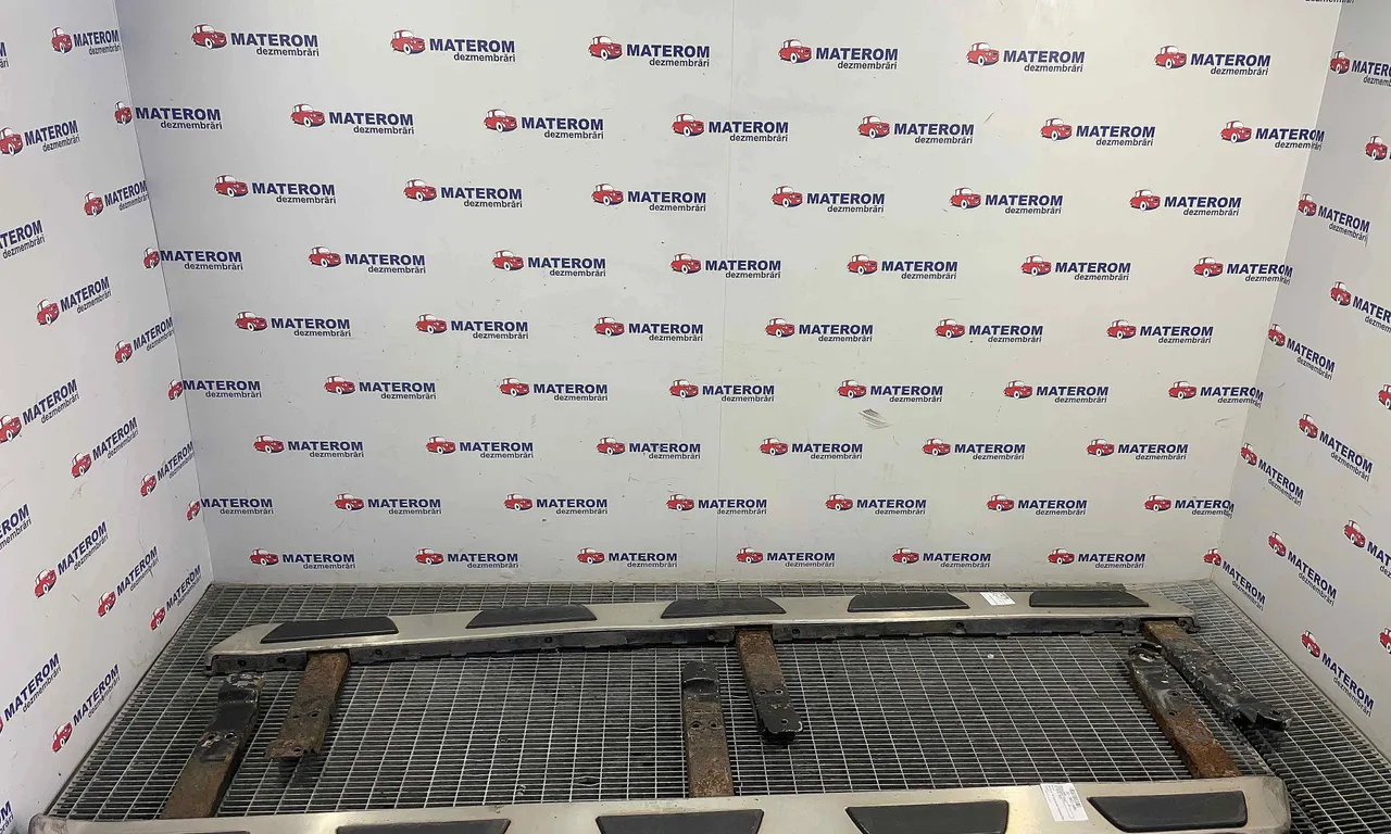 ORNAMENT PRAG STANGA AUDI Q7 2006-2016