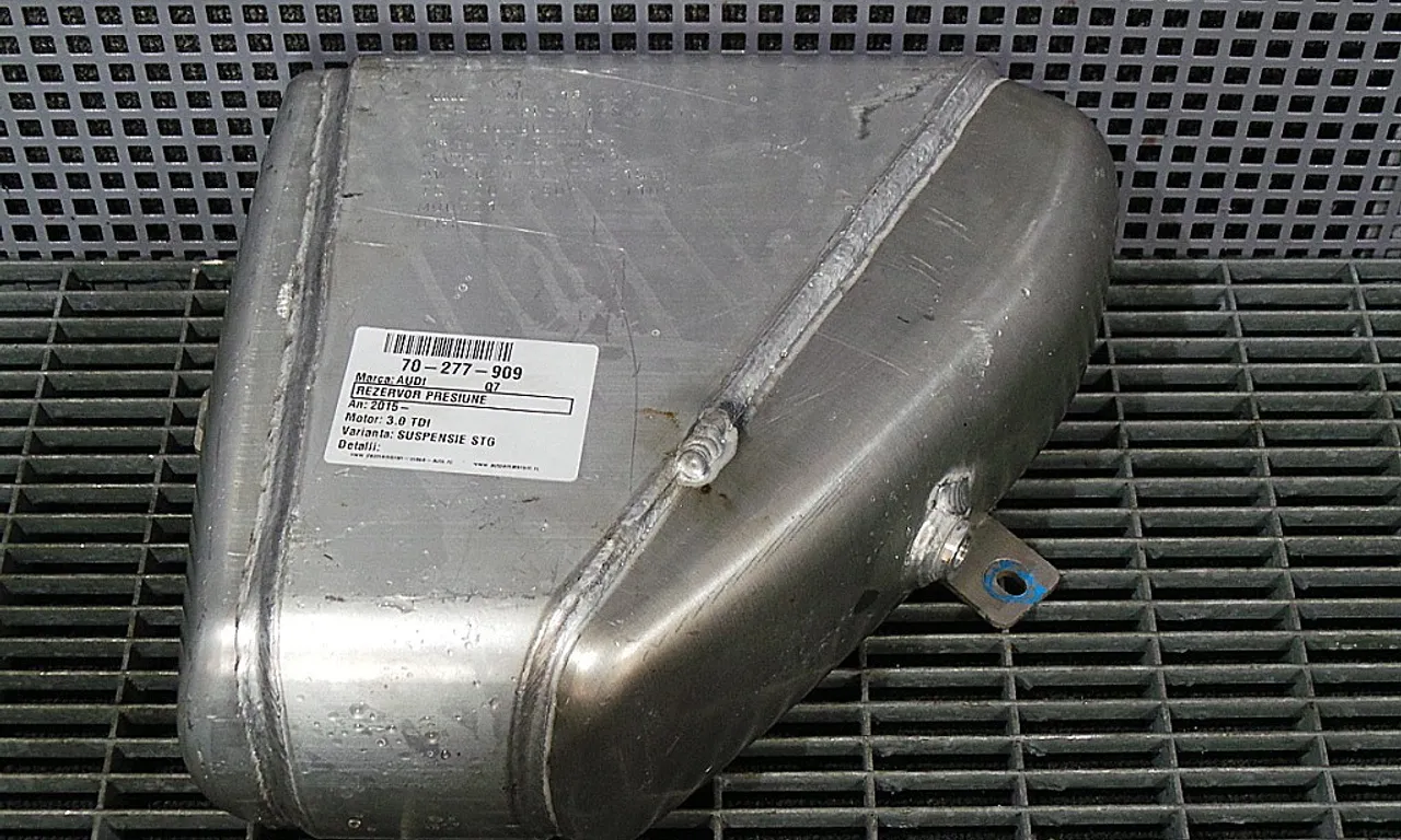 REZERVOR PRESIUNE AUDI Q7 2006-2016