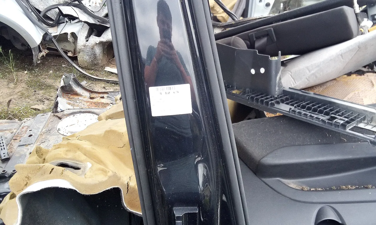 STALP MIJLOC DREAPTA AUDI Q7 2006-2016