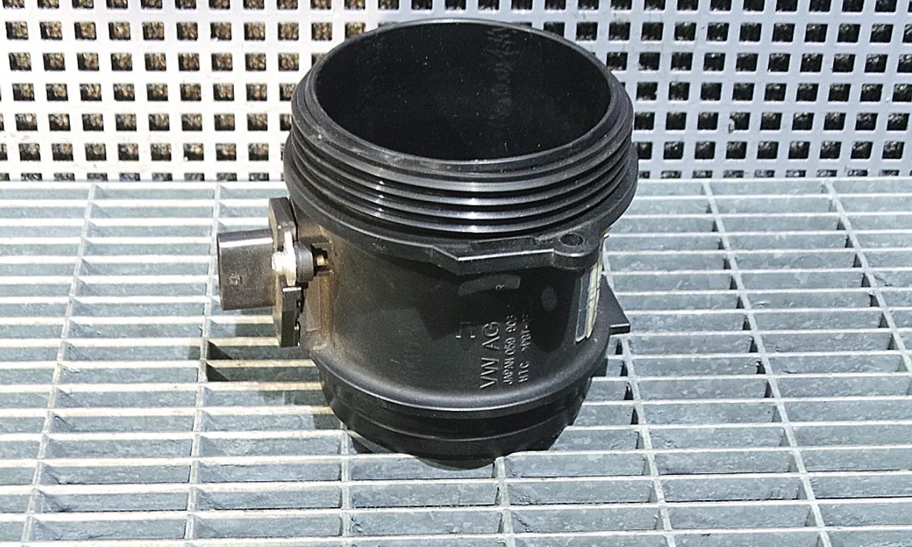 DEBITMETRU AER AUDI Q7 2006-2016