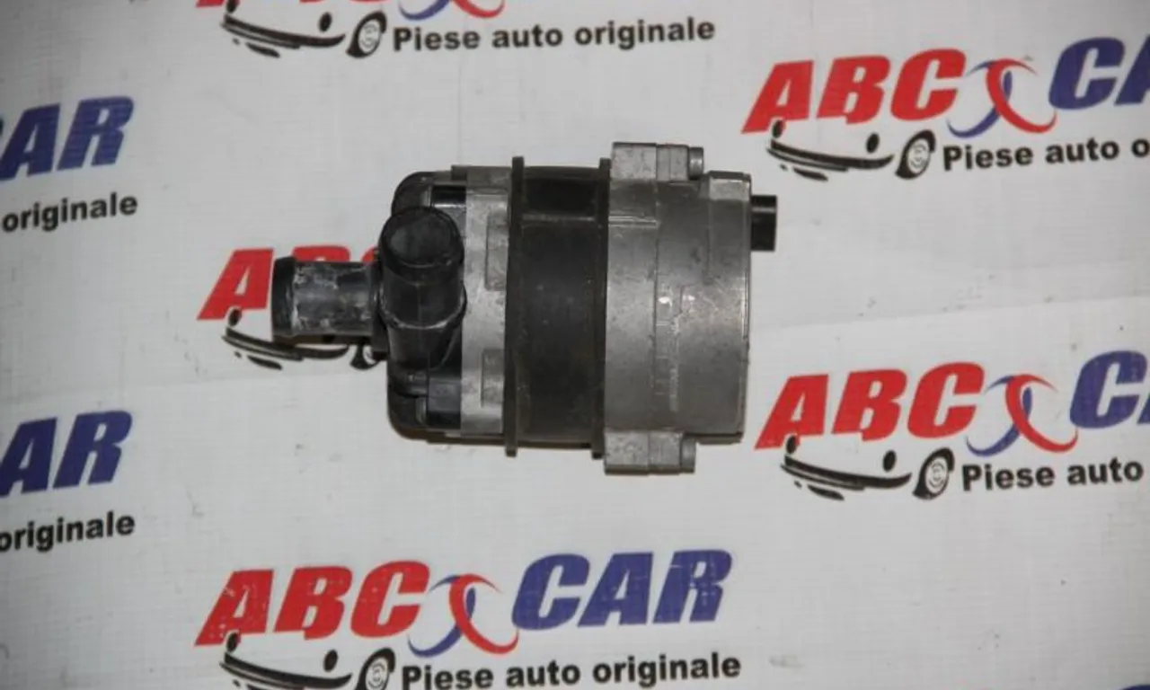 Pompa auxiliara apa AUDI Q7 2006-2016