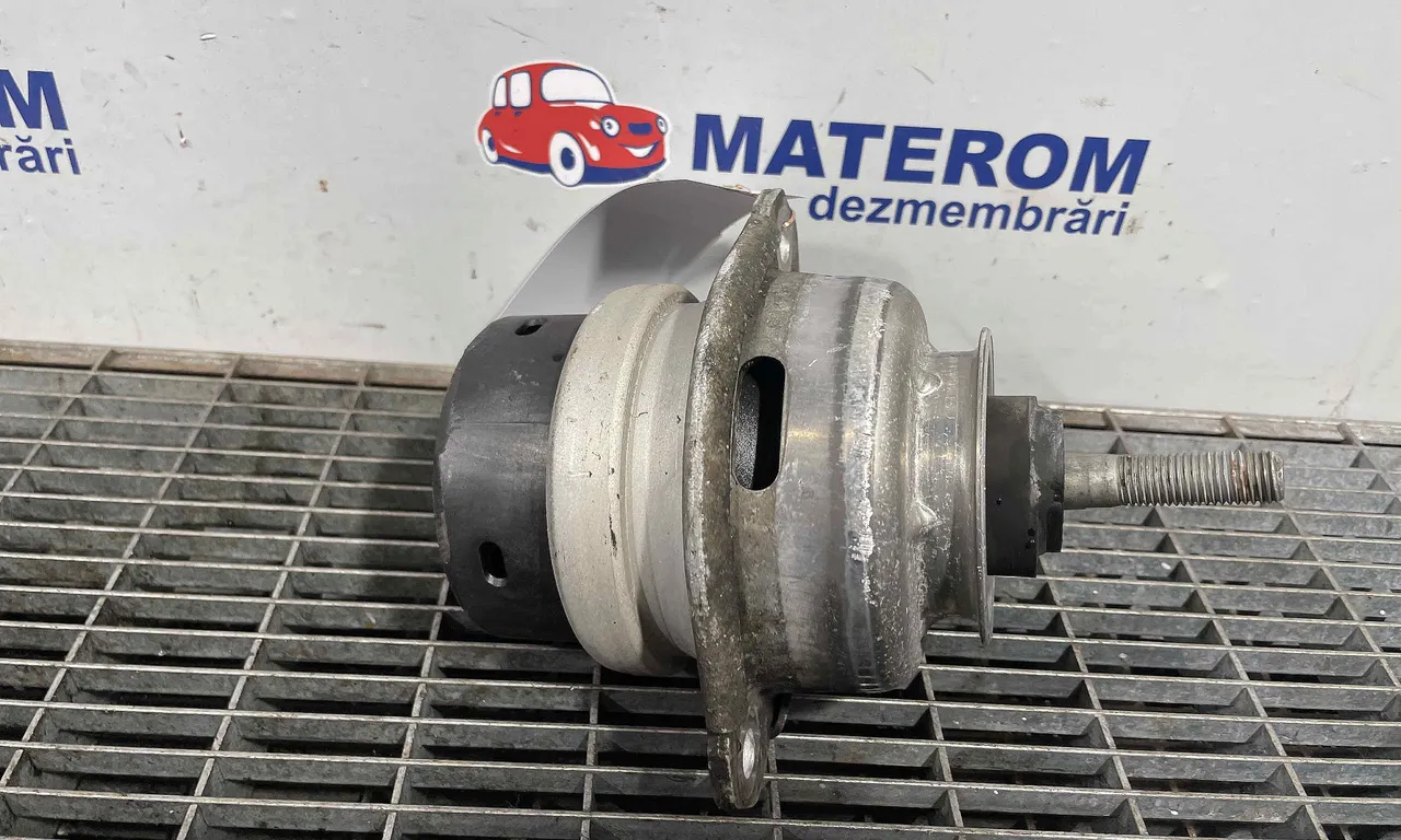 TAMPON MOTOR AUDI Q7 2006-2016