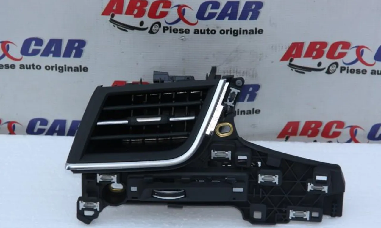 Grila aer bord stanga AUDI Q7 2015-null