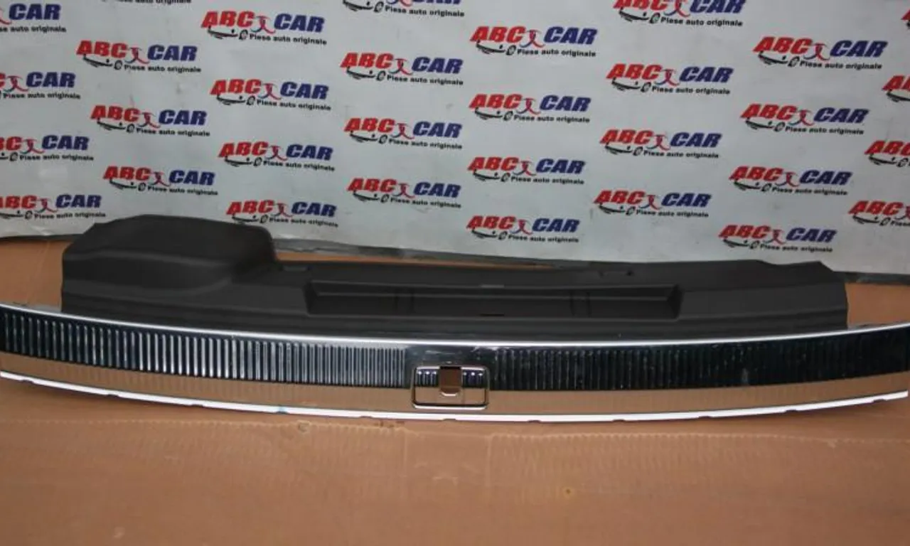 Ornament portbagaj AUDI Q7 2015-null