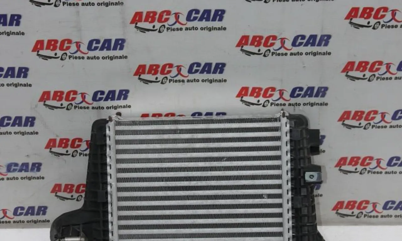Radiator intercooler dreapta AUDI Q7 2015-null