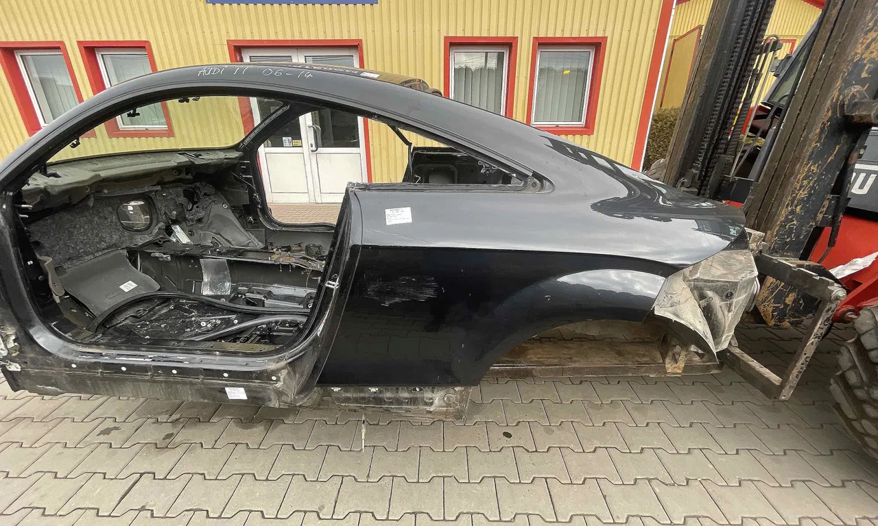 ARIPA SPATE STANGA AUDI TT 2006-2015