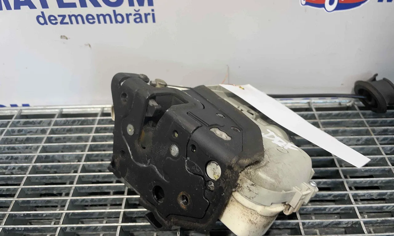 INCUIETOARE USA FATA DREAPTA AUDI TT 2006-2015