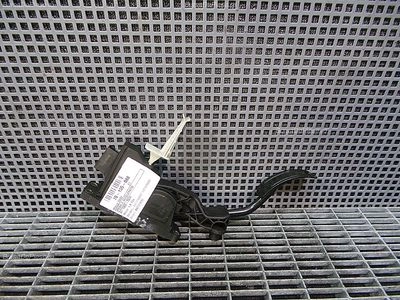 PEDALA ACCELERATIE AUDI TT 1.8 T 1998-2007 oe 8N2721503, vedere frontata