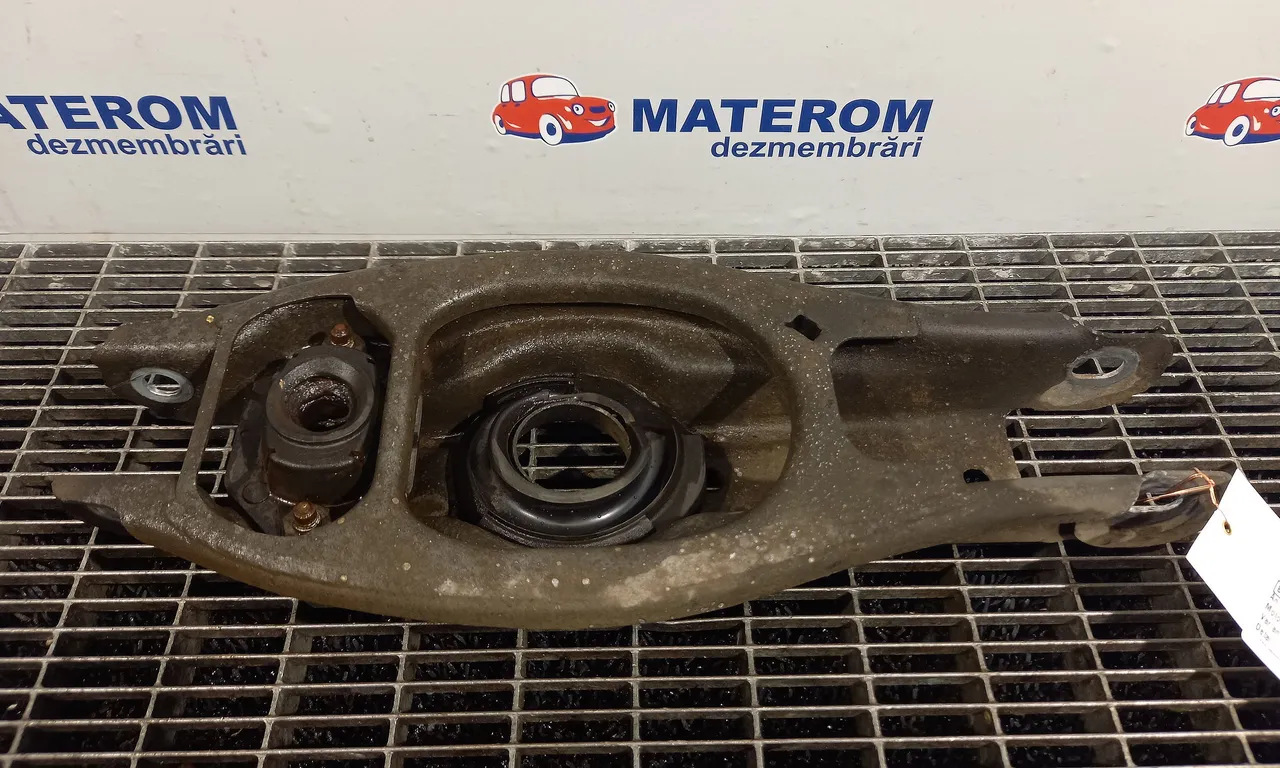 BRAT SPATE INFERIOR STANGA BMW 1 2006-2012