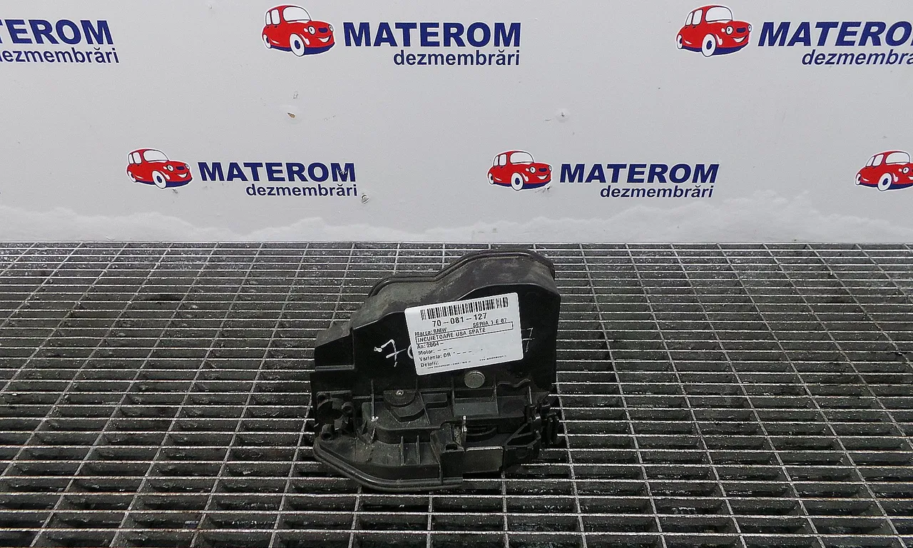 INCUIETOARE USA SPATE DREAPTA BMW 1 2003-2013