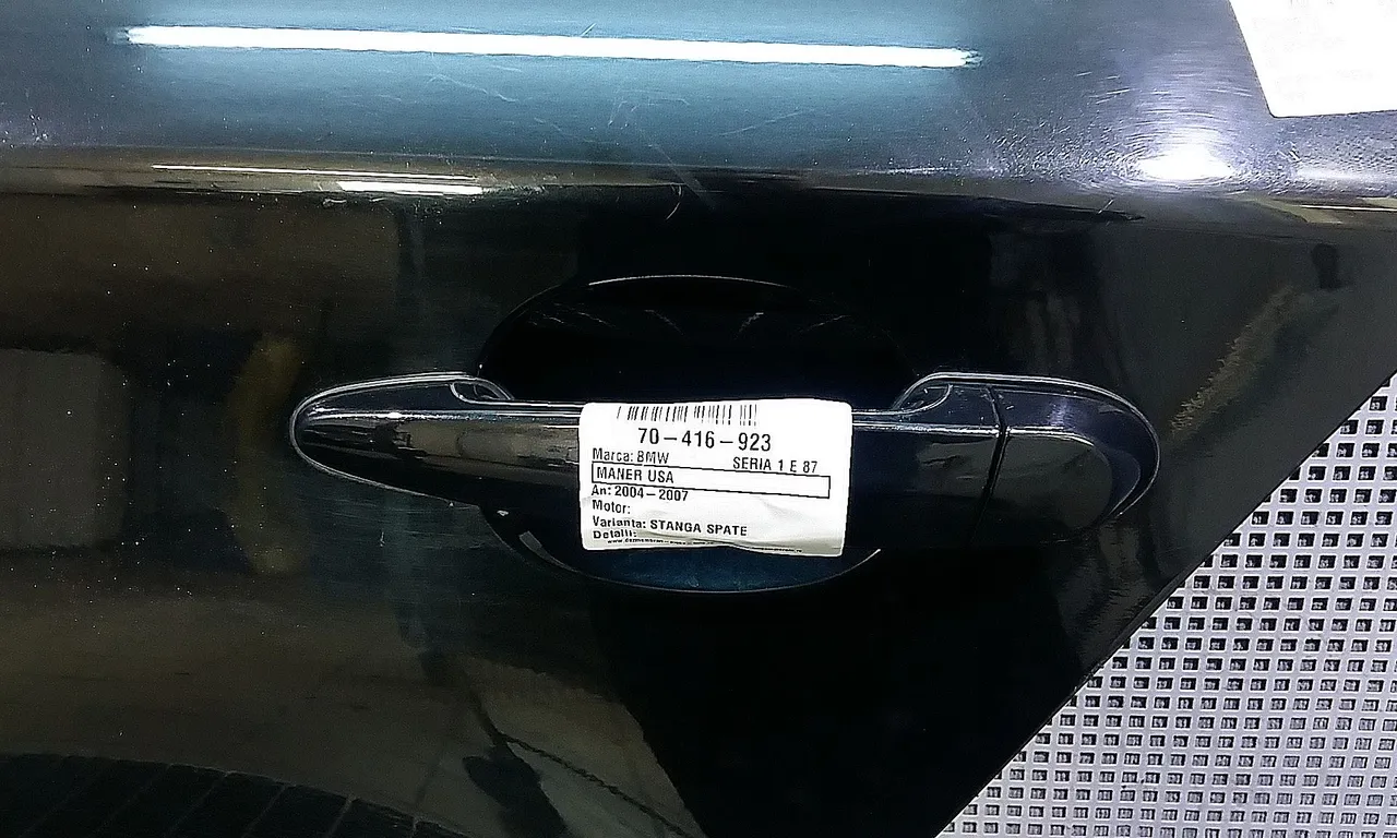 MANER USA SPATE STANGA BMW 1 2003-2013