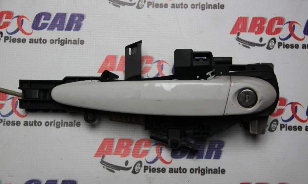 Maner usa stanga fata BMW 1 2003-2013