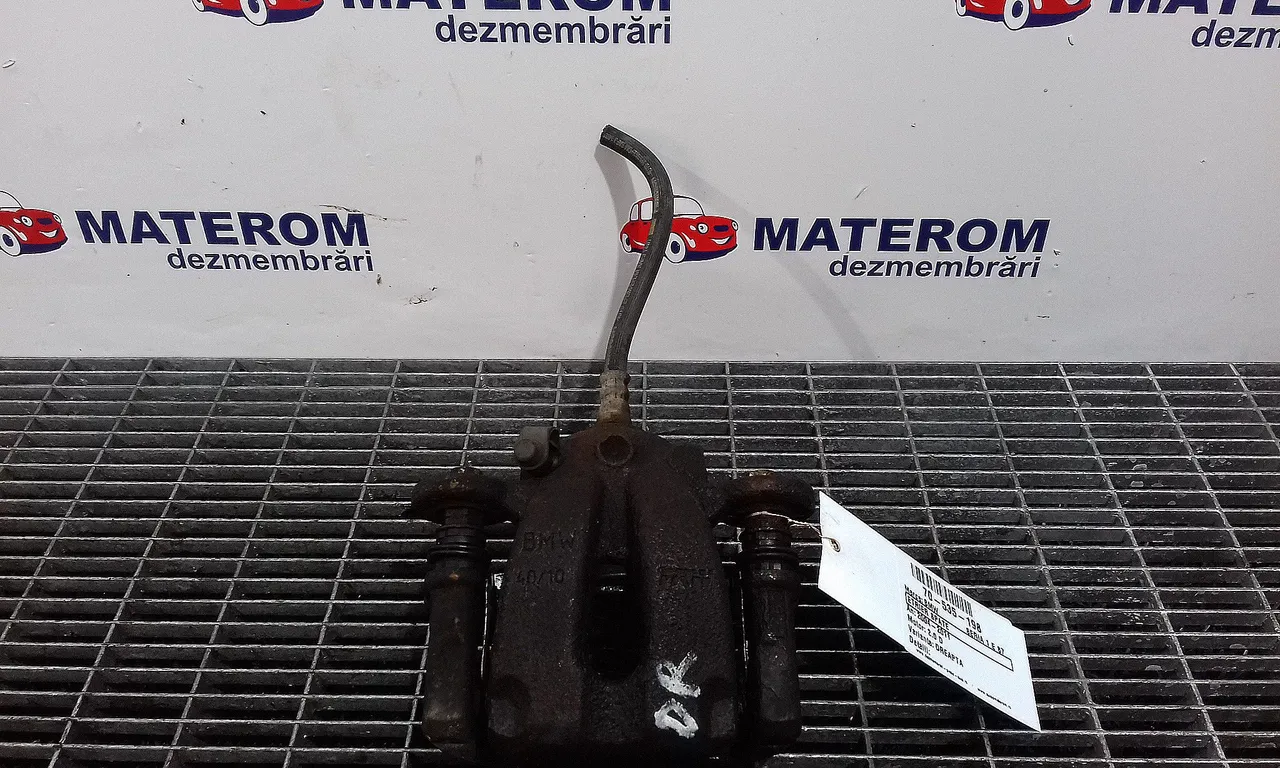 ETRIER SPATE DREAPTA BMW 1 2003-2013