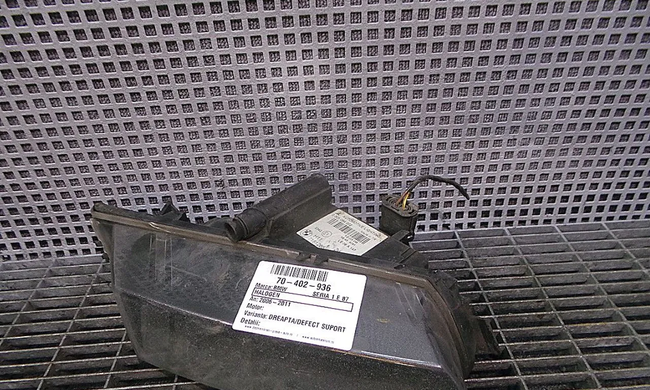 HALOGEN DREAPTA BMW 1 2003-2013