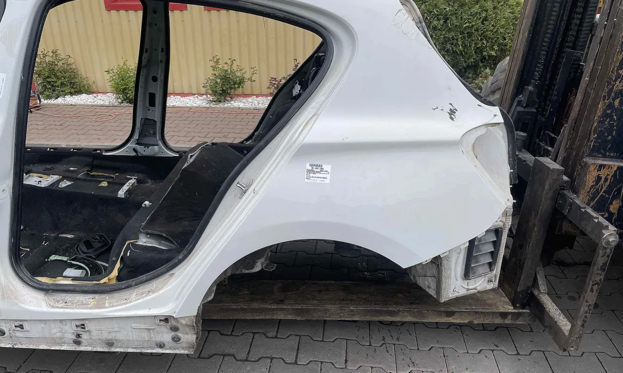 ARIPA SPATE STANGA BMW 1 2011-2019
